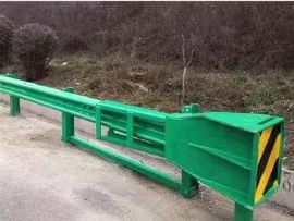 防撞端頭